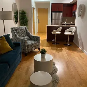 https://toronto-cn-tower-maple-leaf-square-luxurious-2-bedroom-condo.niagara-fallshotels.com
