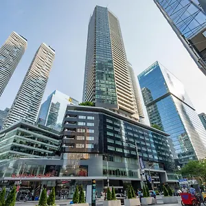 Skyline Elegance Apartment