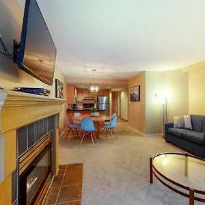 https://woodrun-418.hotels-of-whistler.com